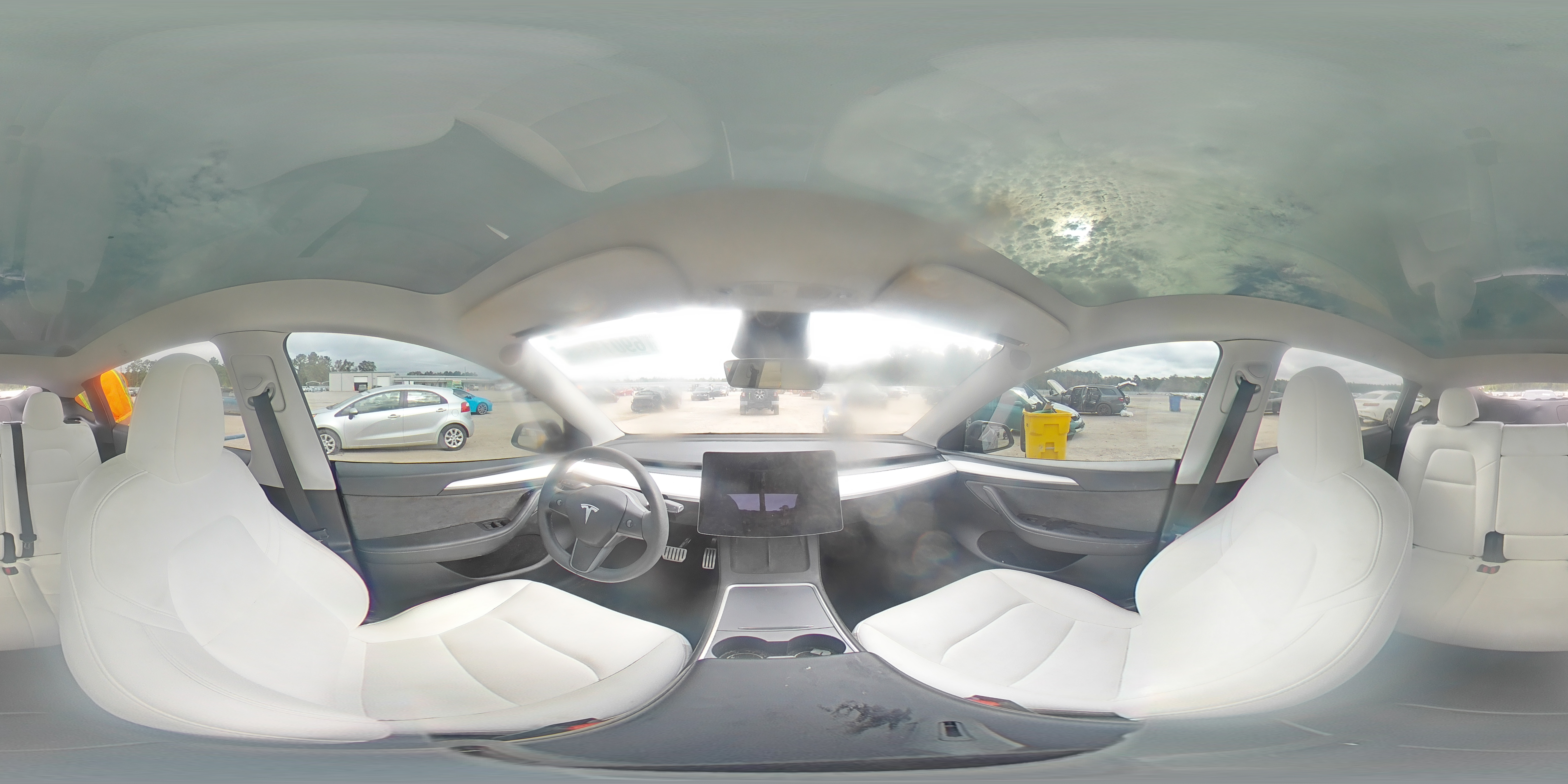 2023 Tesla Model Y VIN: 7SAYGDEFXPF840501 Lot: 69013335