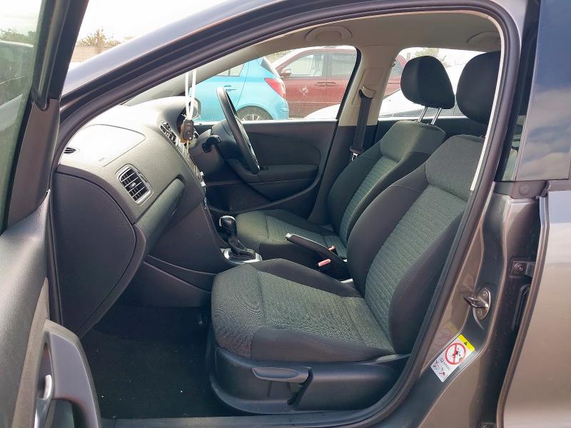 2011 VOLKSWAGEN POLO SE 85 S-A 