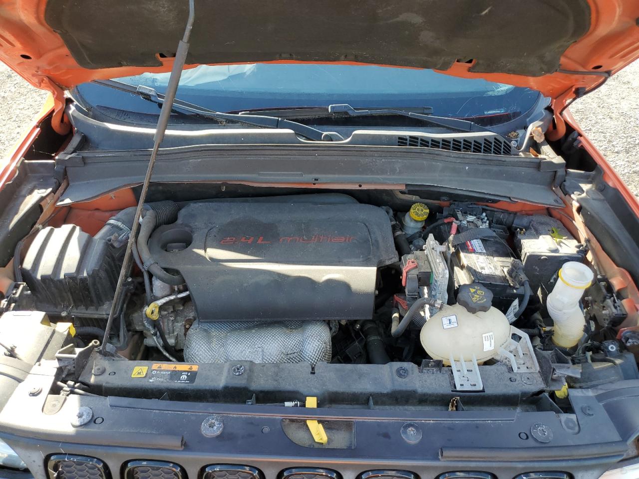 2017 Jeep Renegade Latitude VIN: ZACCJABB3HPG14464 Lot: 70368385