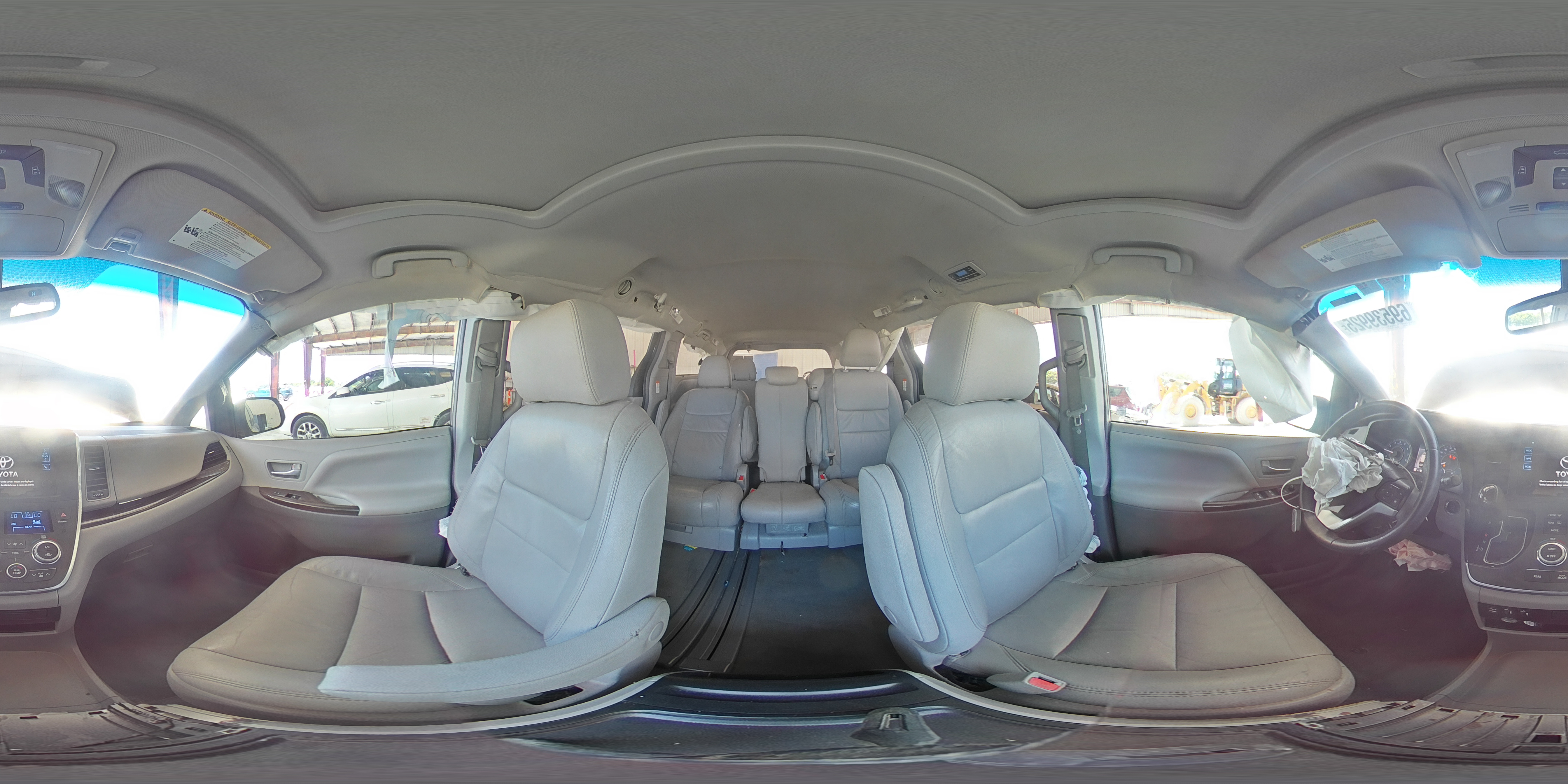 2017 Toyota Sienna Xle VIN: 5TDYZ3DC2HS836836 Lot: 69539925