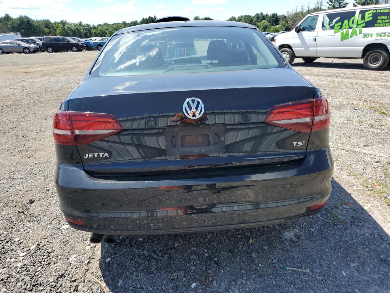 2017 Volkswagen Jetta S VIN: 3VW2B7AJ6HM211390 Lot: 70396335