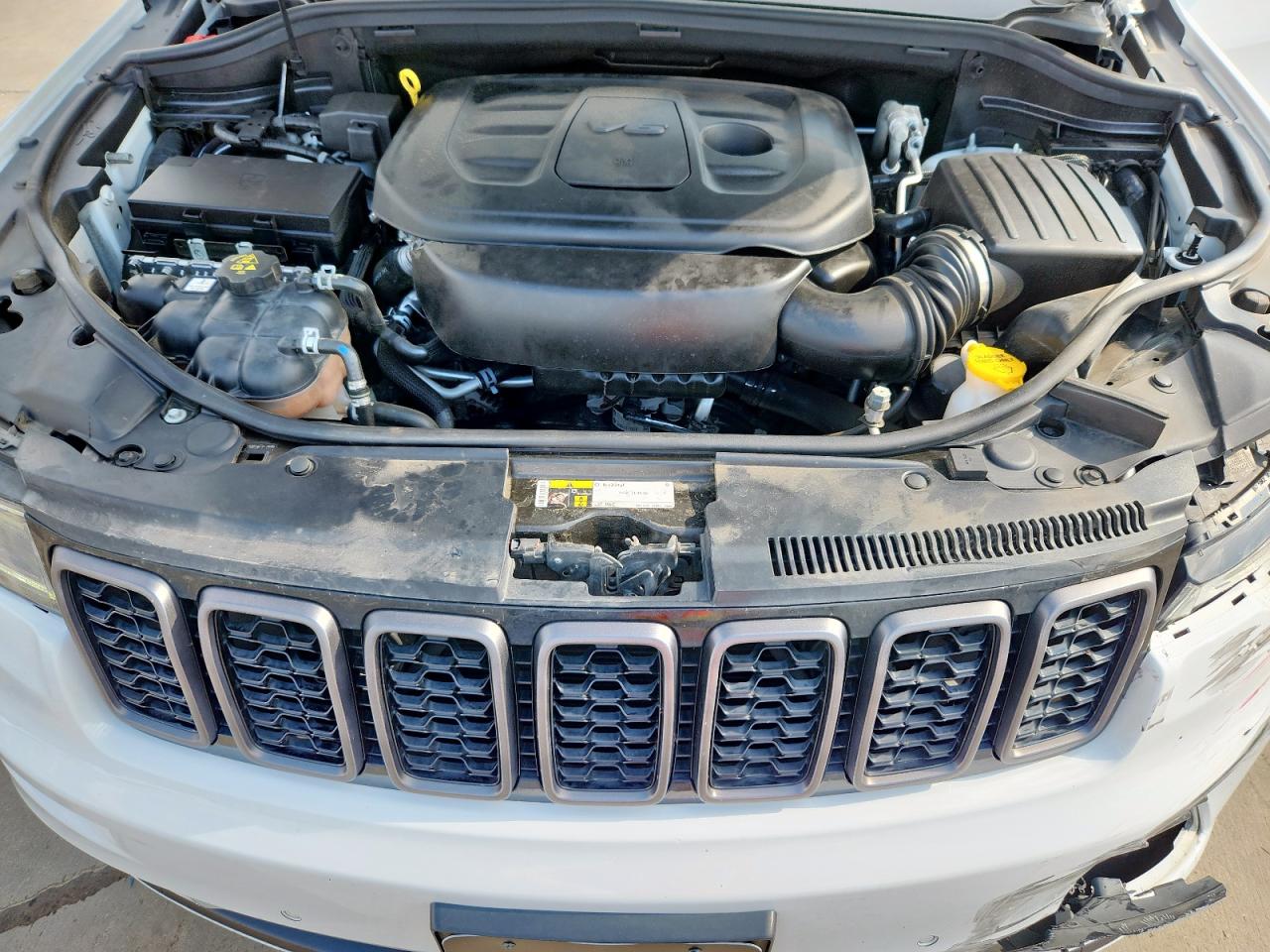 2020 Jeep Grand Cherokee Limited VIN: 1C4RJEBG1LC203218 Lot: 70127105