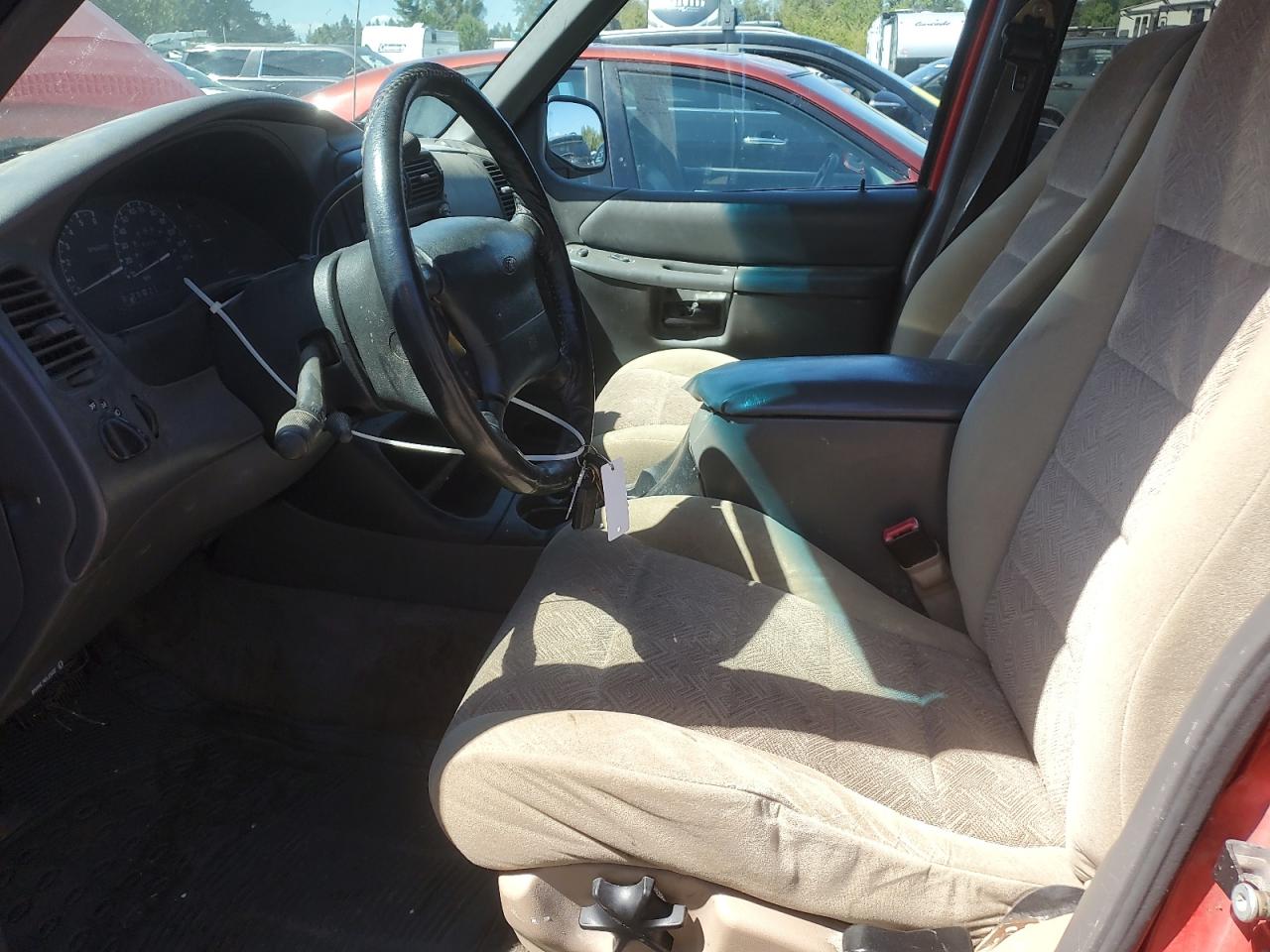 1999 Ford Explorer VIN: 1FMZU34E3XZB42542 Lot: 66408025