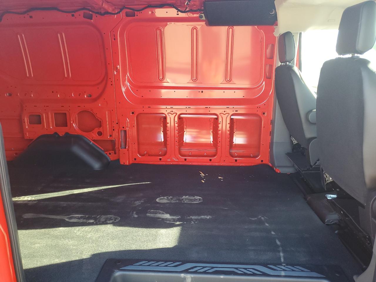 2025 Ford Transit T-150 VIN: 1FTYE1Y89SKA38273 Lot: 70449505