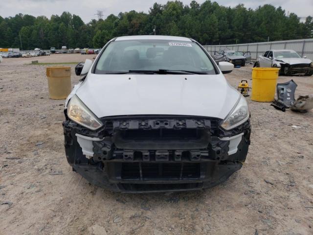  FORD FOCUS 2018 Белы