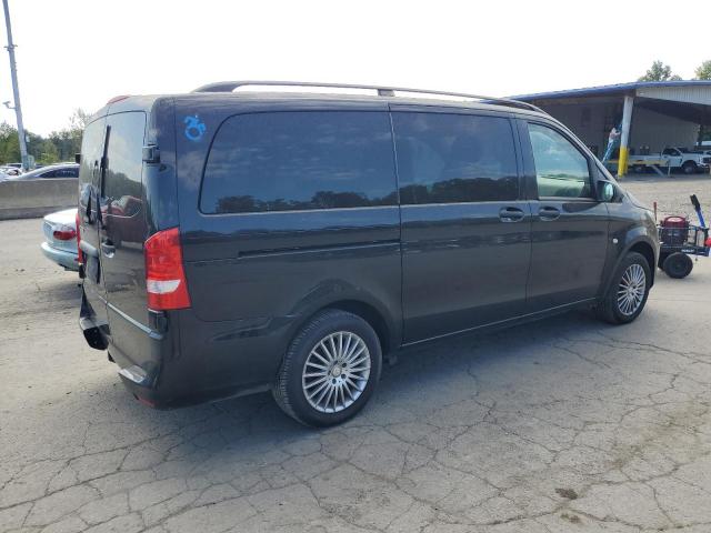  MERCEDES-BENZ METRIS 2017 Черный