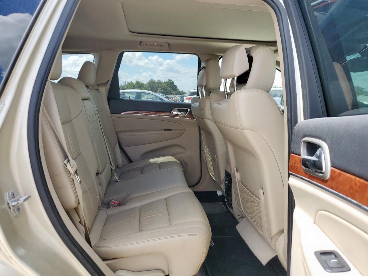 2011 Jeep Grand Cherokee Limited VIN: 1J4RR5GGXBC557748 Lot: 68774945