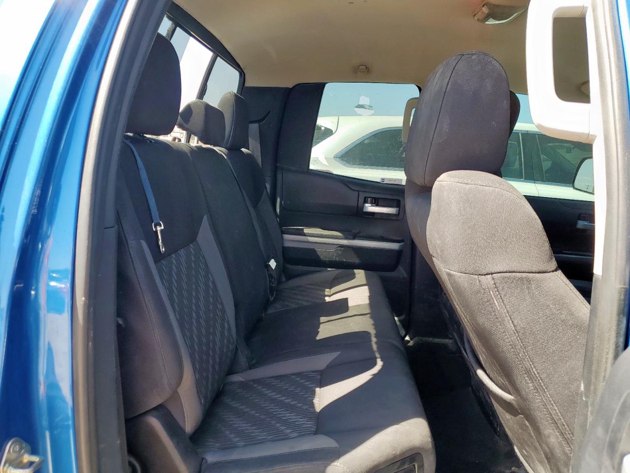 2018 Toyota Tundra Double Cab Sr VIN: 5TFRM5F18JX131405 Lot: 70844995