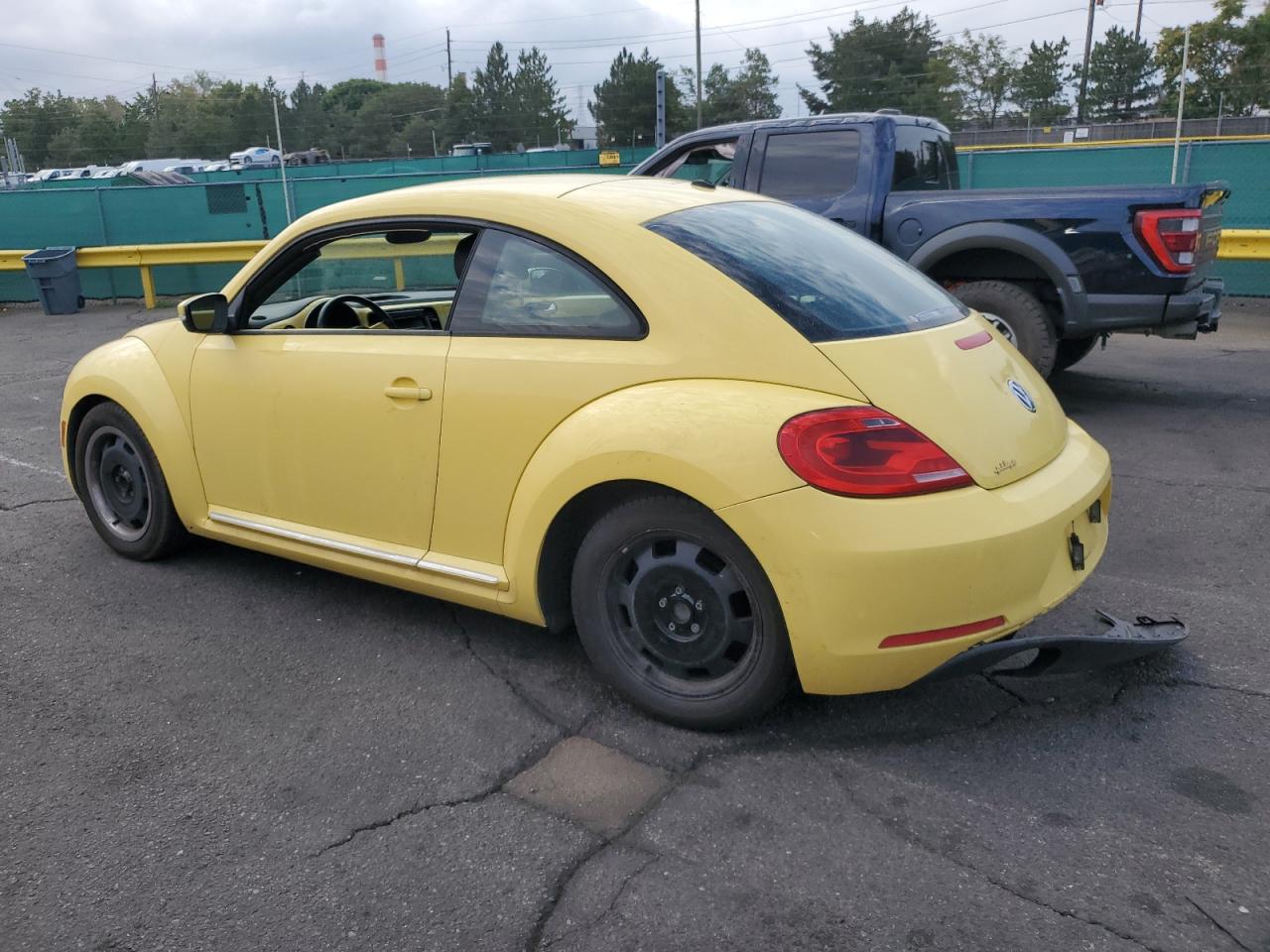 2012 Volkswagen Beetle yellow hatchback gas 3VWJP7AT0CM656621 photo #3