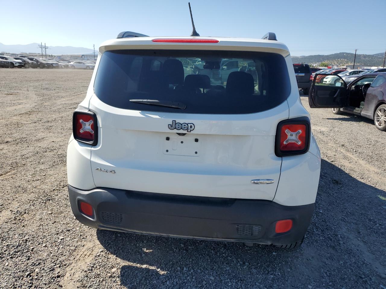 2017 Jeep Renegade Latitude VIN: ZACCJBBBXHPG64347 Lot: 68538295
