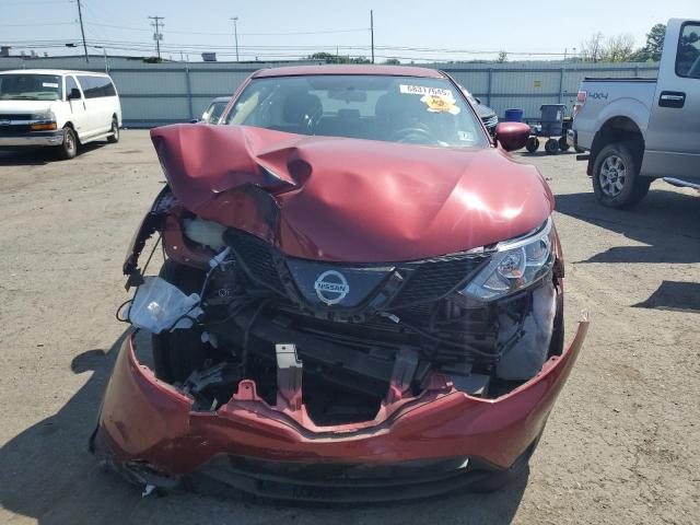  NISSAN ROGUE 2019 Czerwony