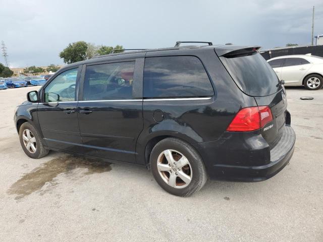 2011 VOLKSWAGEN ROUTAN SE  