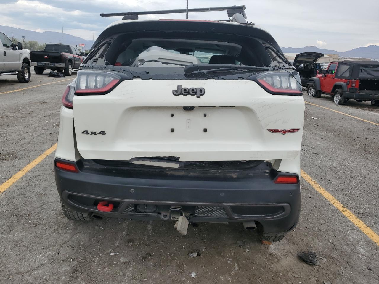 2019 Jeep Cherokee Trailhawk VIN: 1C4PJMBX2KD389572 Lot: 70784405