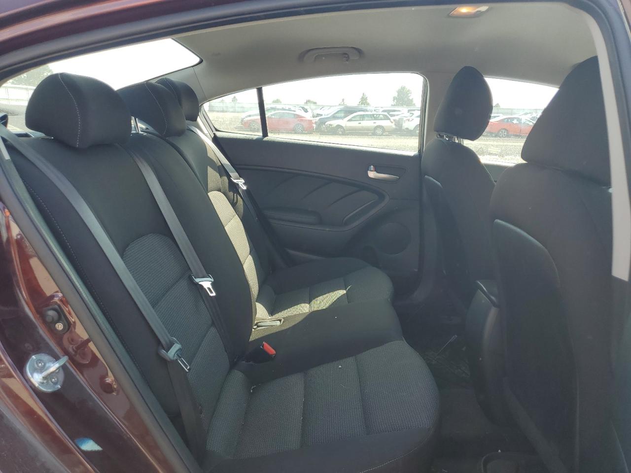 2017 Kia Forte Lx VIN: 3KPFK4A7XHE048759 Lot: 70221025