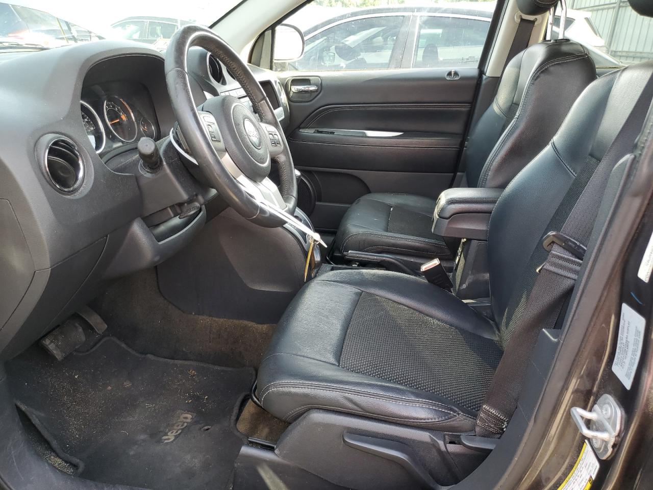 2017 Jeep Compass Latitude VIN: 1C4NJDEB4HD108629 Lot: 69017665