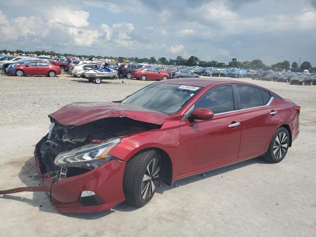  NISSAN ALTIMA 2021 Красный