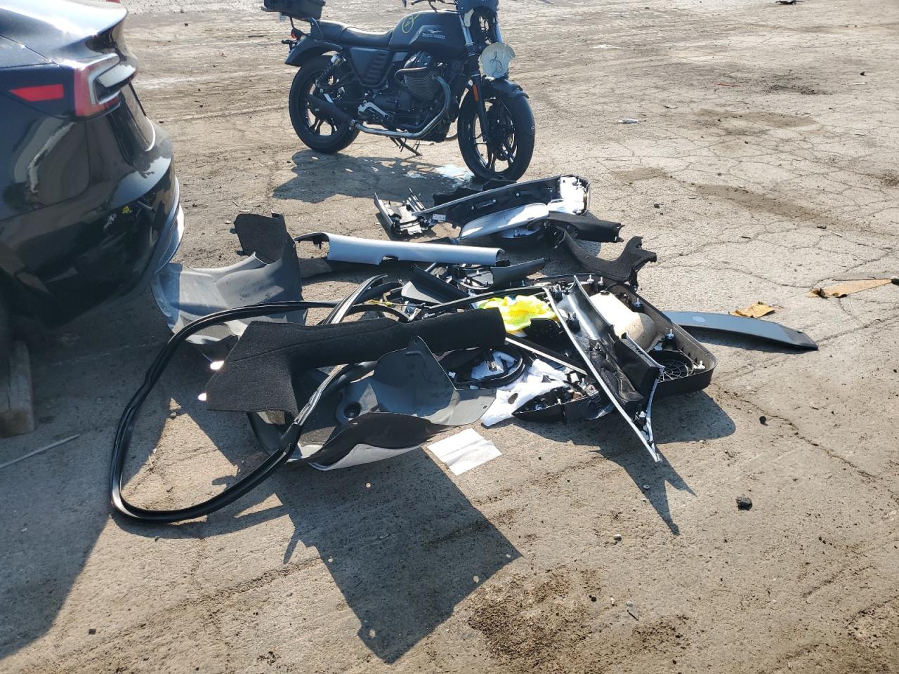 2025 Tesla Model 3 VIN: 5YJ3E1EA9SF902401 Lot: 69303665