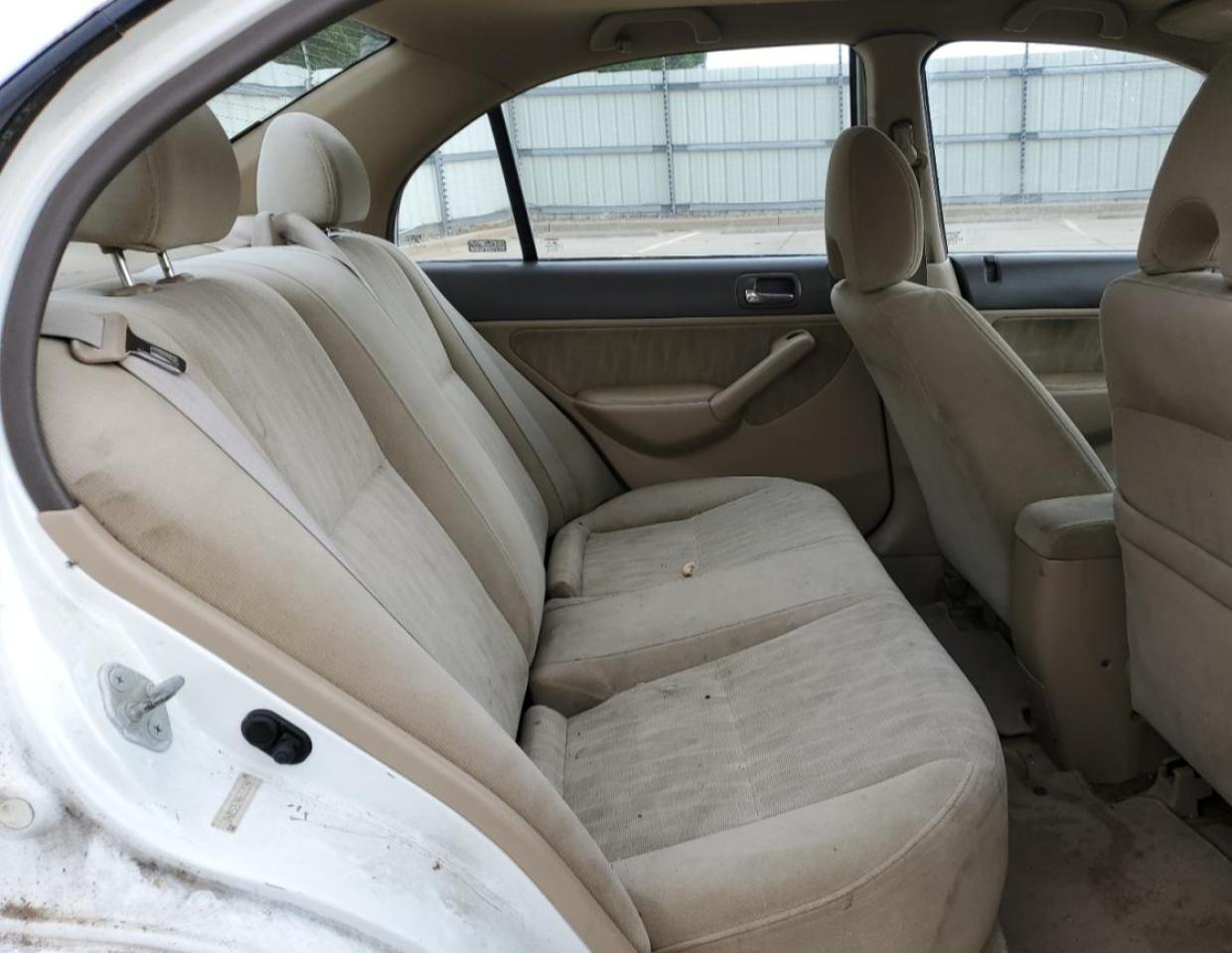 2004 Honda Civic Ex VIN: 2HGES26744H515599 Lot: 68118915