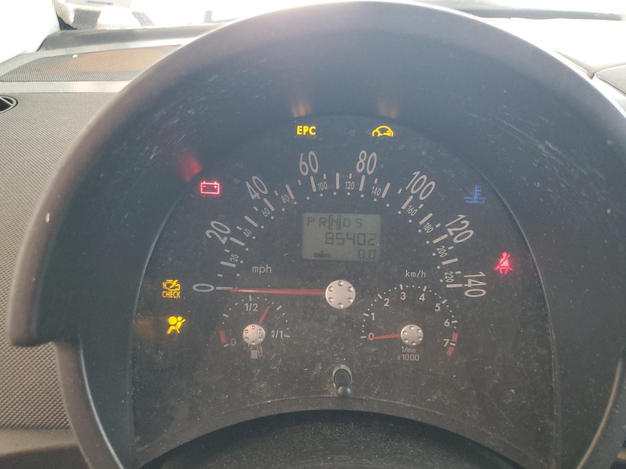 2004 Volkswagen New Beetle Gls VIN: 3VWCM31Y64M318339 Lot: 70225965