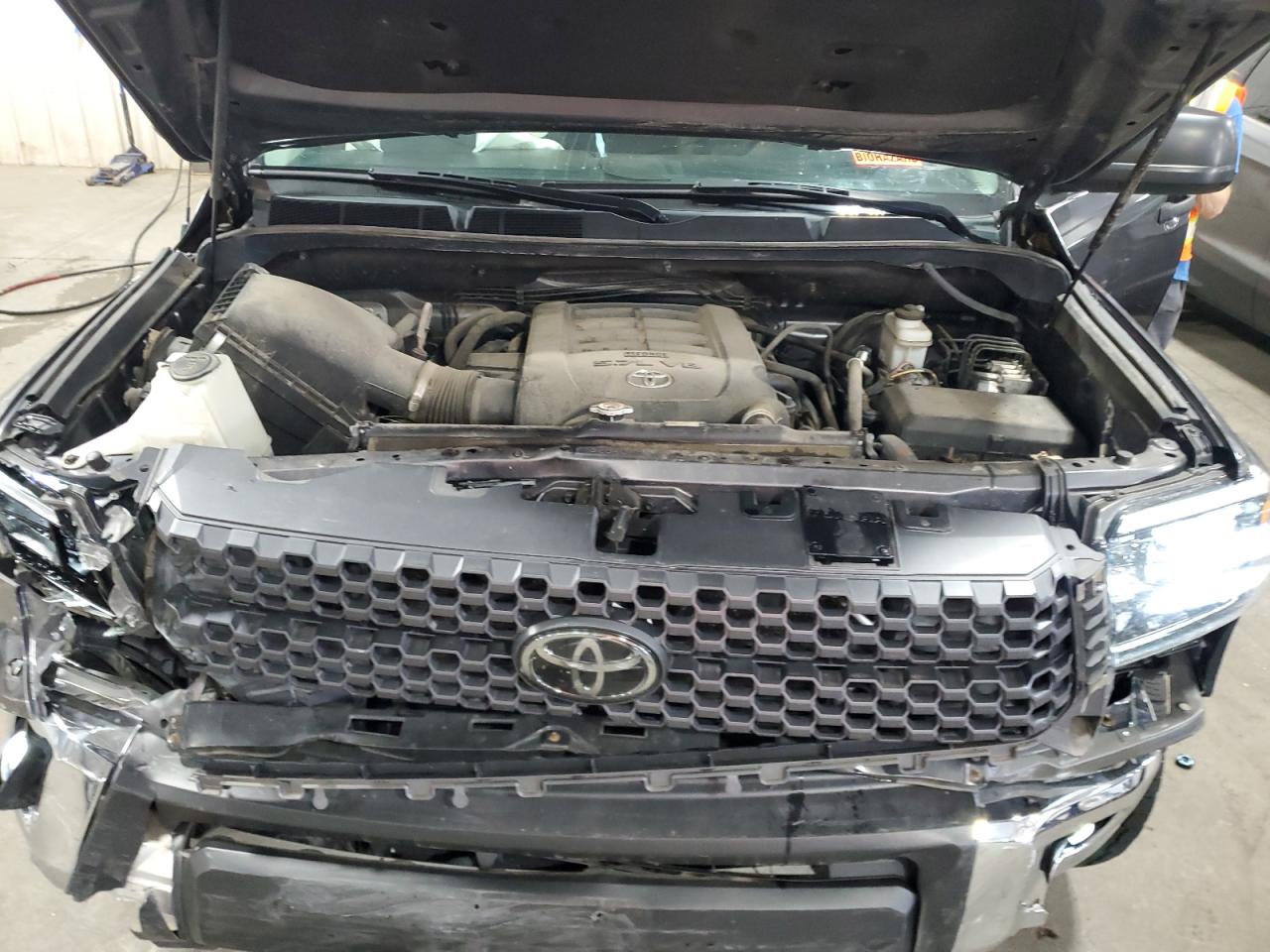 2019 Toyota Tundra Crewmax Sr5 VIN: 5TFDW5F18KX811309 Lot: 70272935