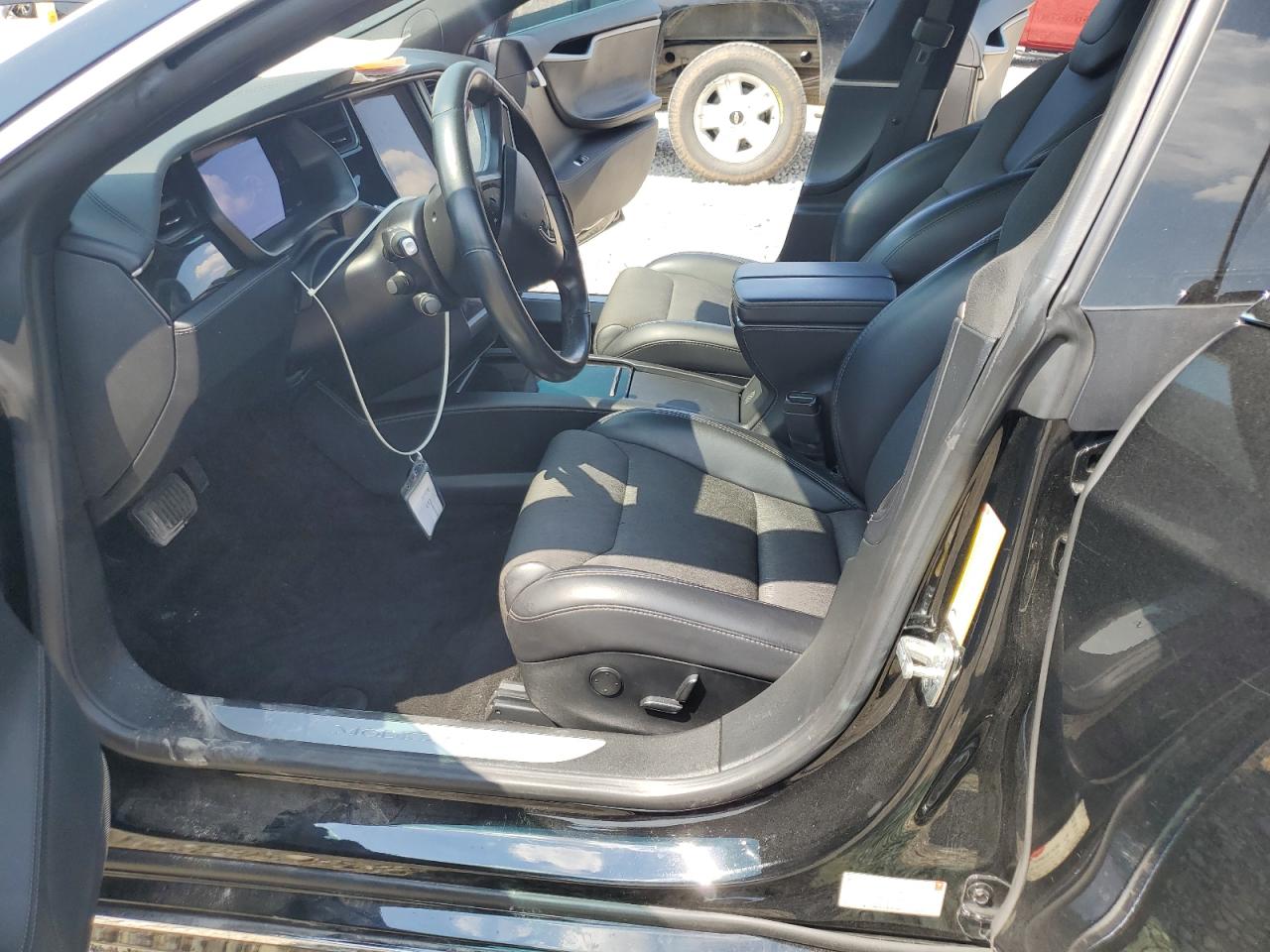 2018 Tesla Model S VIN: 5YJSA1E23JF281509 Lot: 69069985