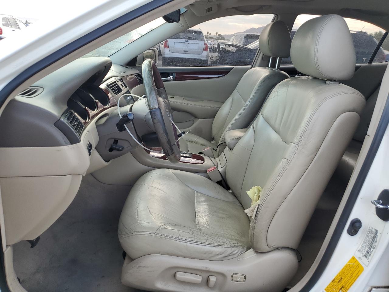 2002 Lexus Es 300 VIN: JTHBF30G025025099 Lot: 70126835