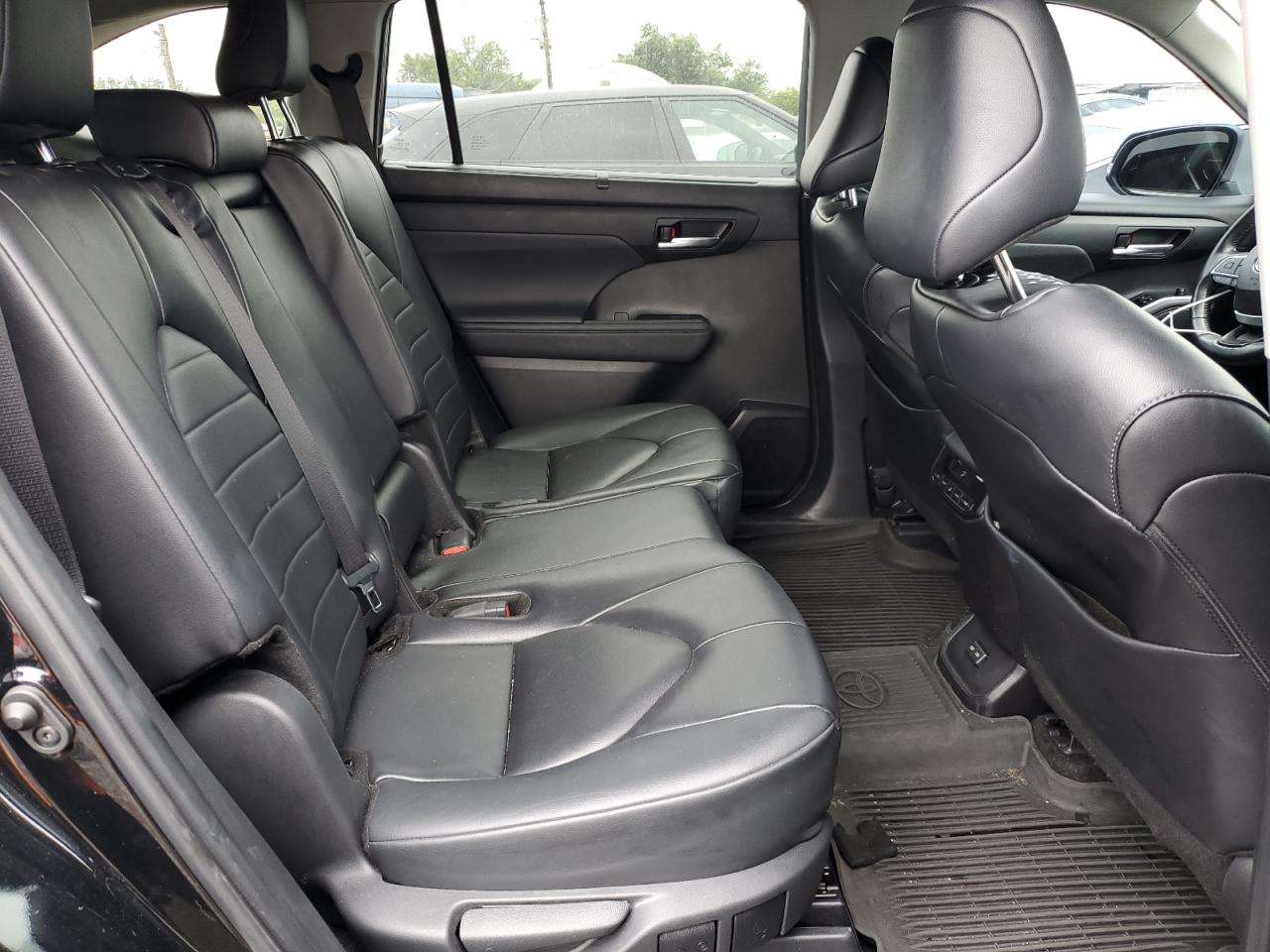 2024 Toyota Highlander Le VIN: 5TDKDRBH3RS534673 Lot: 69659655