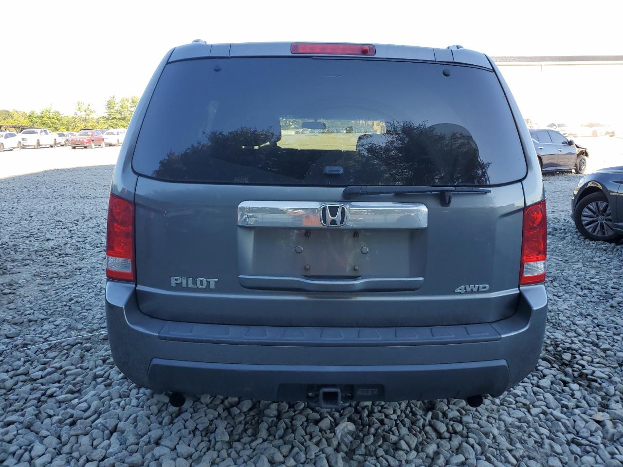 2011 Honda Pilot Lx VIN: 5FNYF4H24BB031416 Lot: 70064575