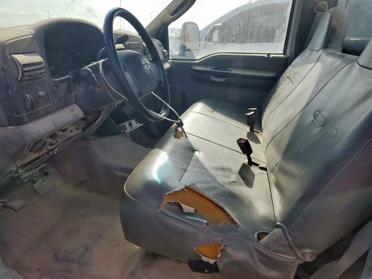 2006 Ford F450 Super Duty VIN: 1FDXF46P16EB42390 Lot: 92470505