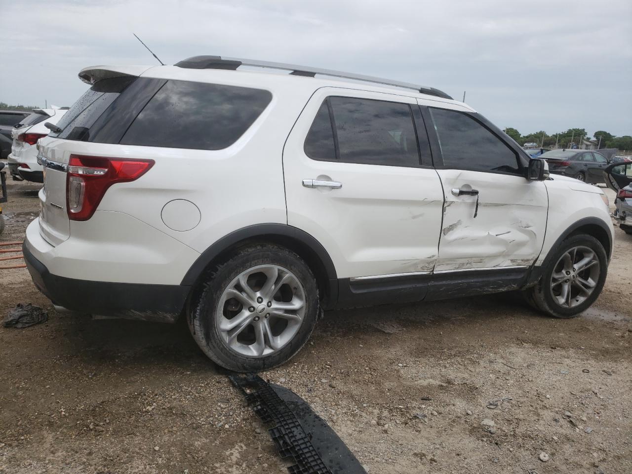 2013 Ford Explorer Limited white null gas 1FM5K7F82DGB00096 photo #4