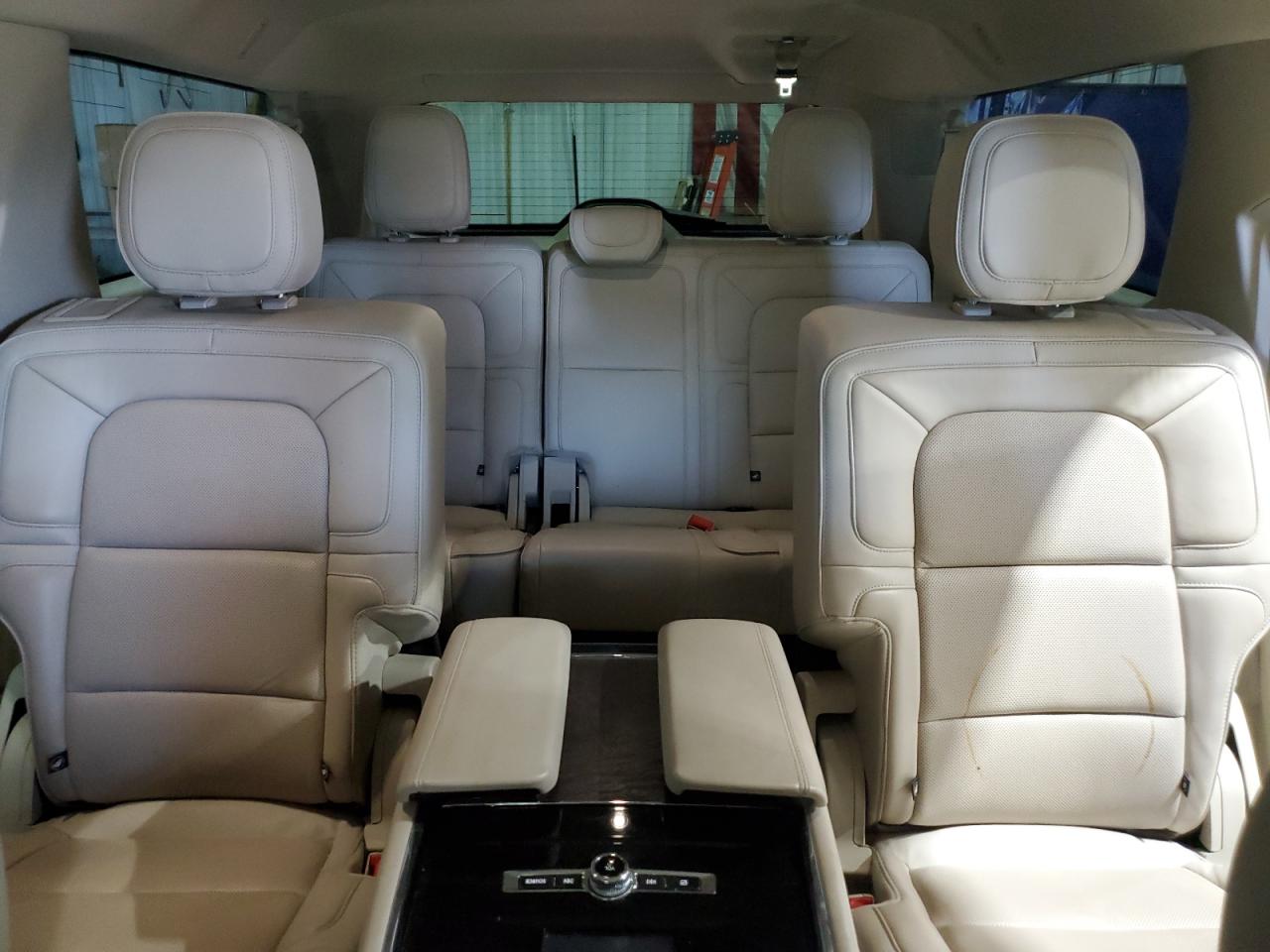 2018 Lincoln Navigator L Reserve VIN: 5LMJJ3LT2JEL14514 Lot: 68136175