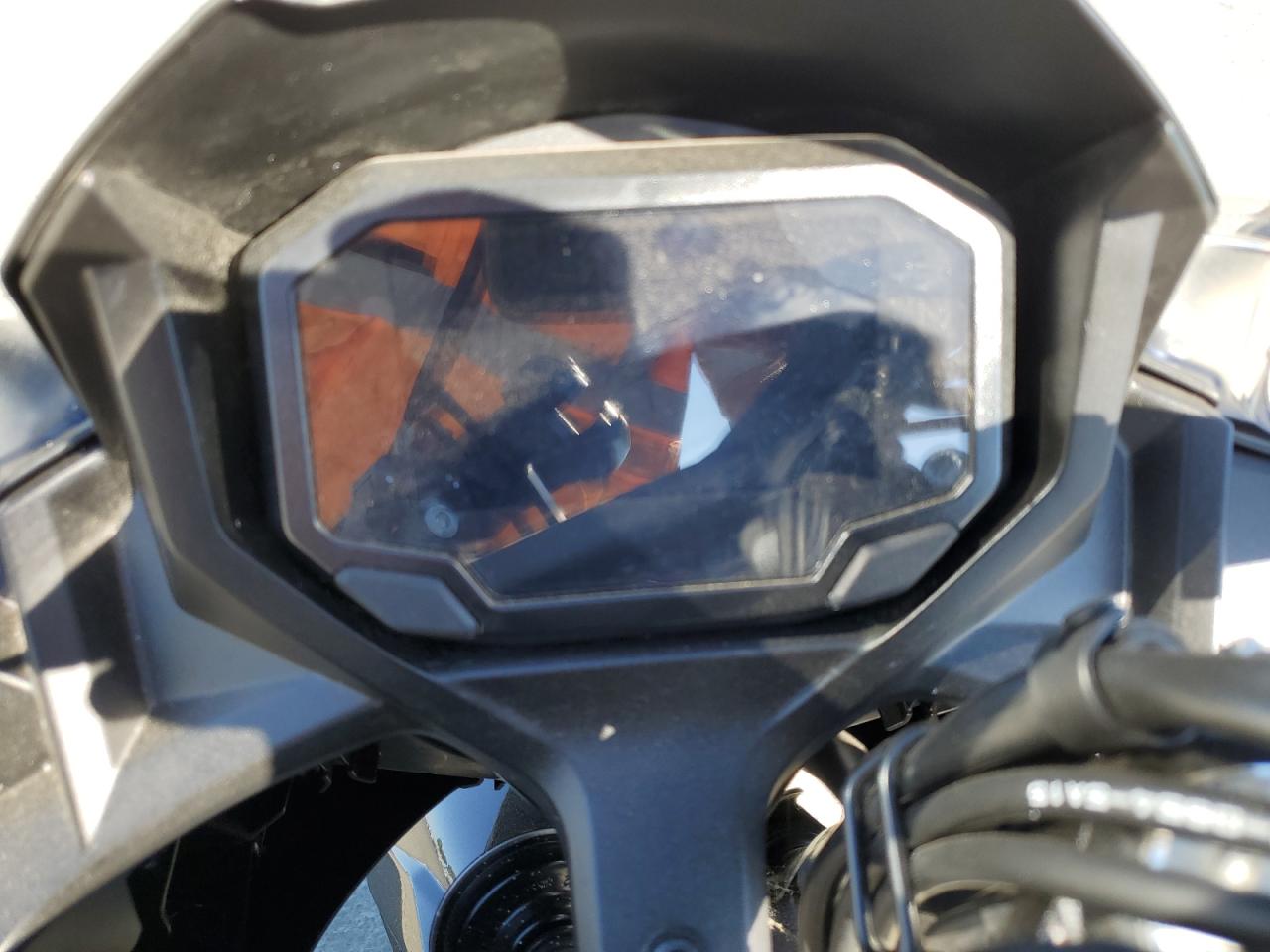 2025 Kawasaki Ex650 R VIN: ML5EXER11SDAF6298 Lot: 68927575