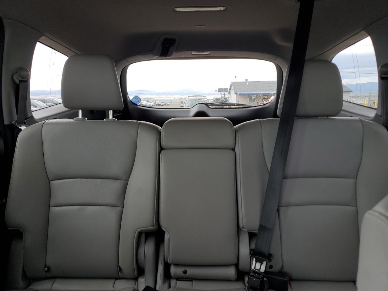 2016 Honda Pilot Touring VIN: 5FNYF6H92GB057674 Lot: 68116615