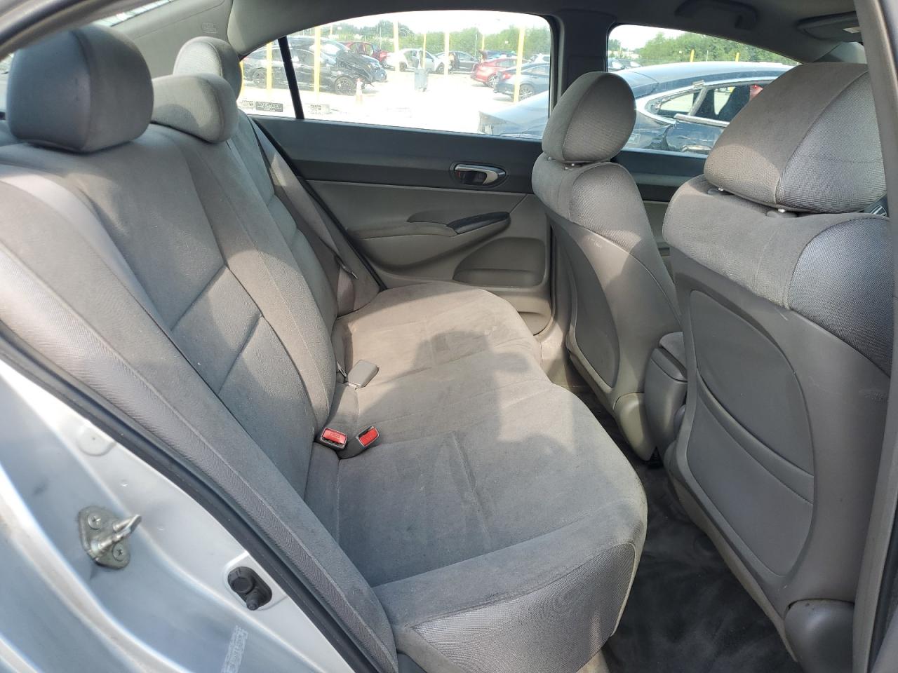 2007 Honda Civic Lx VIN: 1HGFA165X7L120494 Lot: 68421095