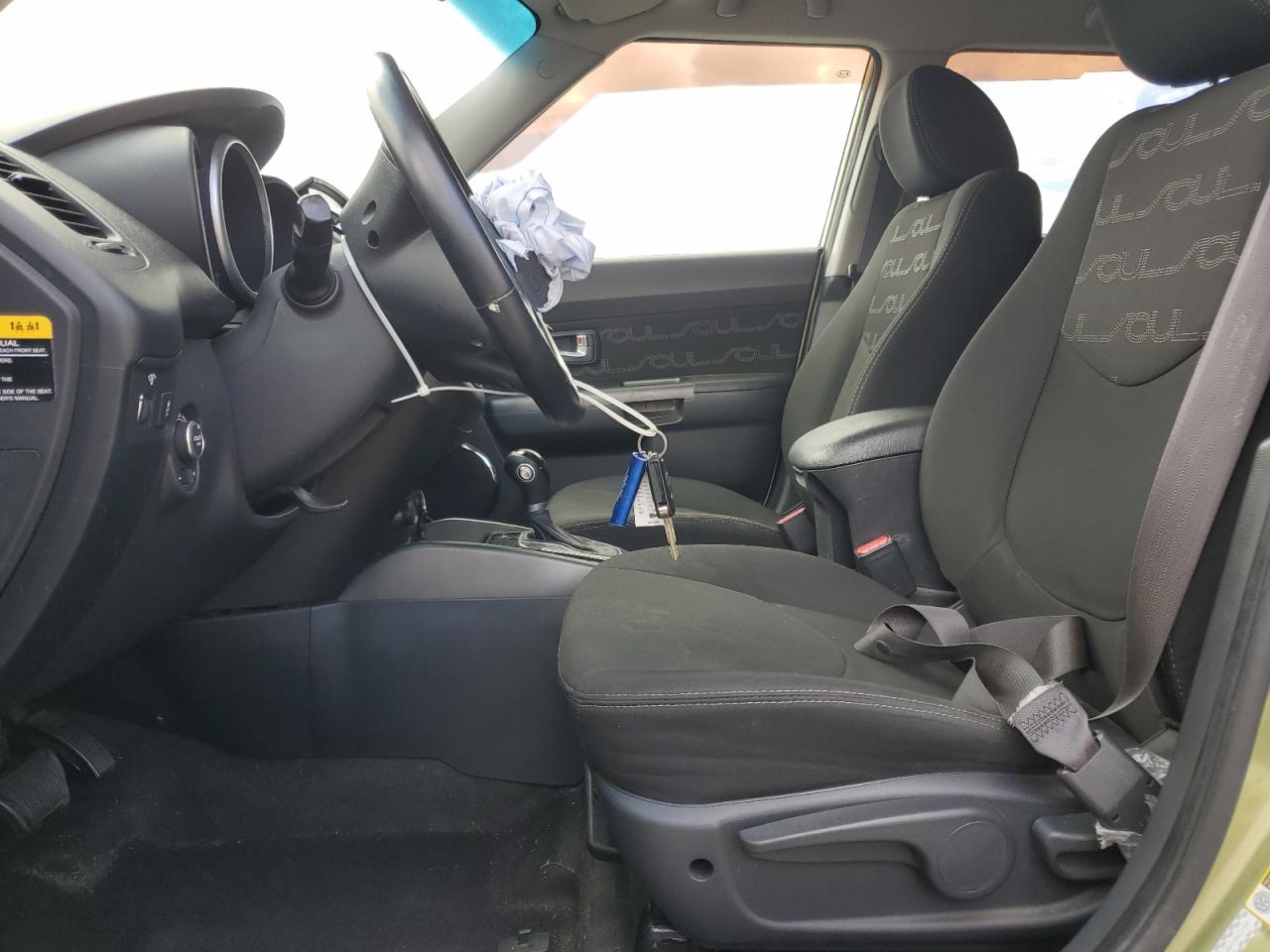 2013 Kia Soul + VIN: KNDJT2A65D7585228 Lot: 70373095