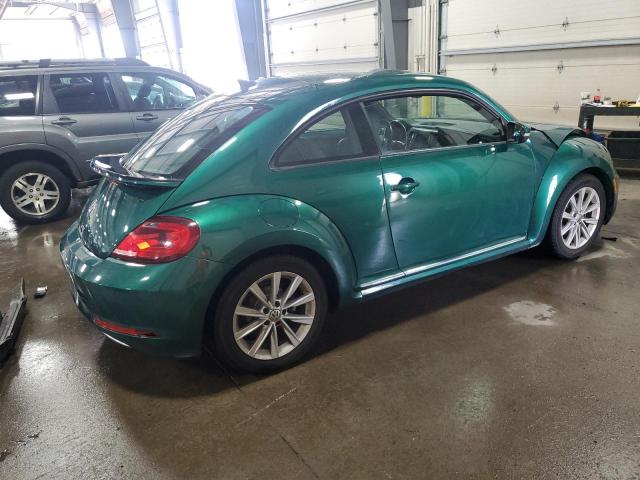  VOLKSWAGEN BEETLE 2017 Зеленый