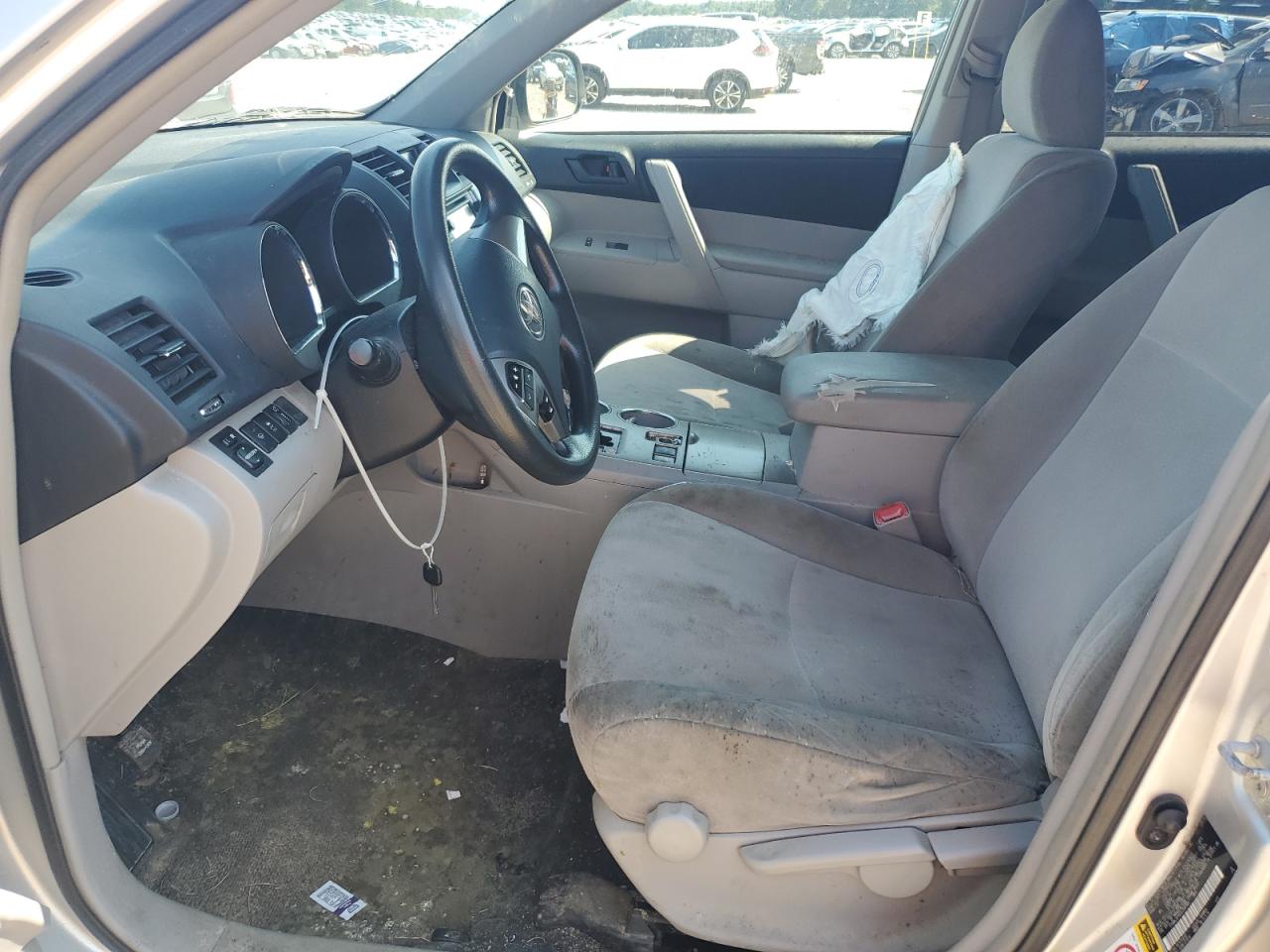 2013 Toyota Highlander Base VIN: 5TDBK3EHXDS208165 Lot: 70691875