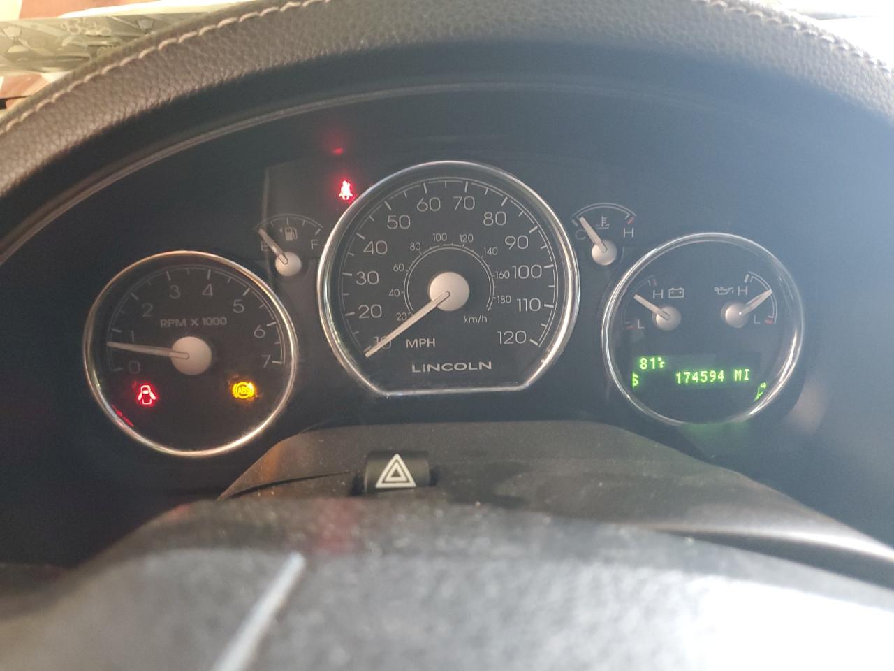 2006 Lincoln Mark Lt VIN: 5LTPW18506FJ08639 Lot: 70935425