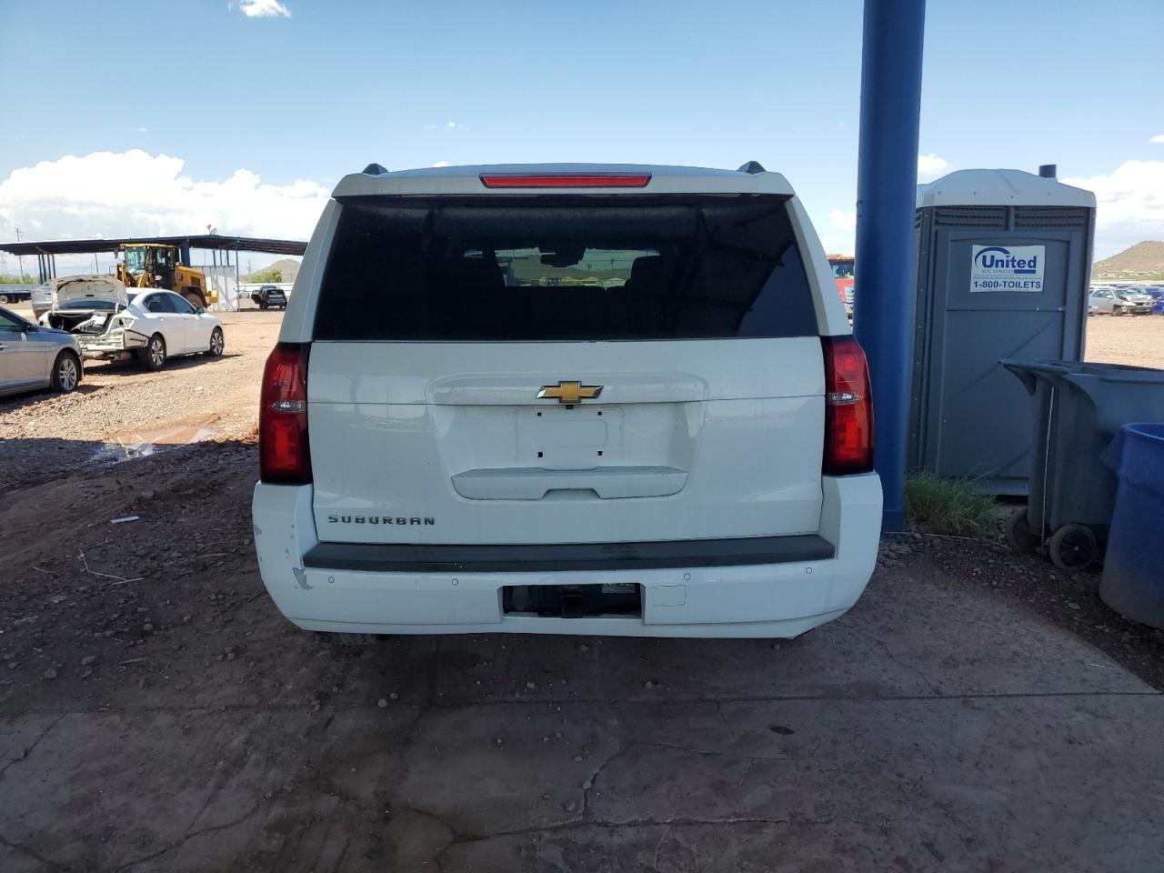 2017 Chevrolet Suburban C1500 Lt VIN: 1GNSCHKC7HR171574 Lot: 70709365