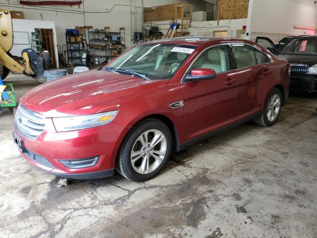  FORD TAURUS 2013 Czerwony
