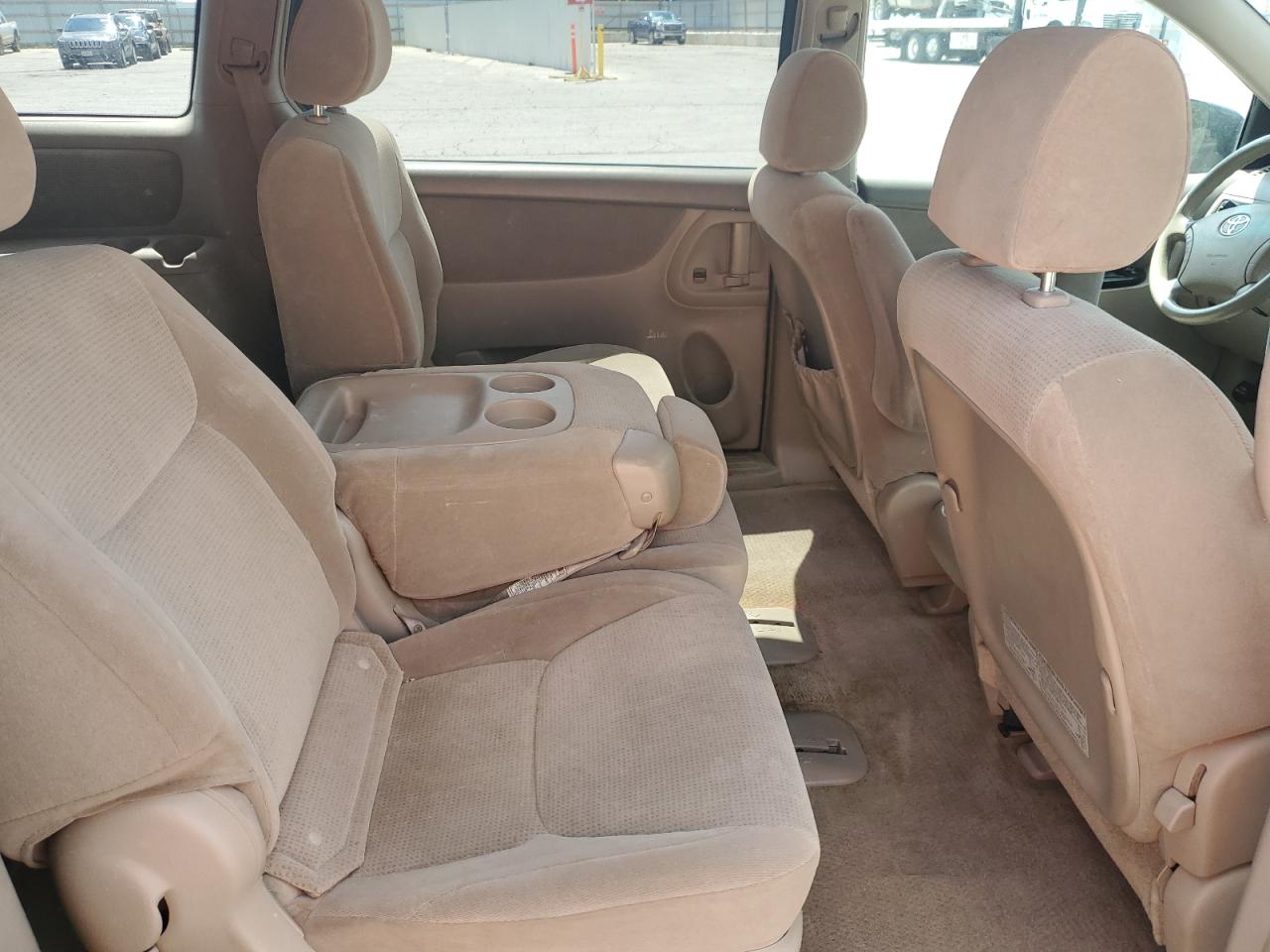 2005 Toyota Sienna Ce VIN: 5TDZA23C05S326455 Lot: 69250595