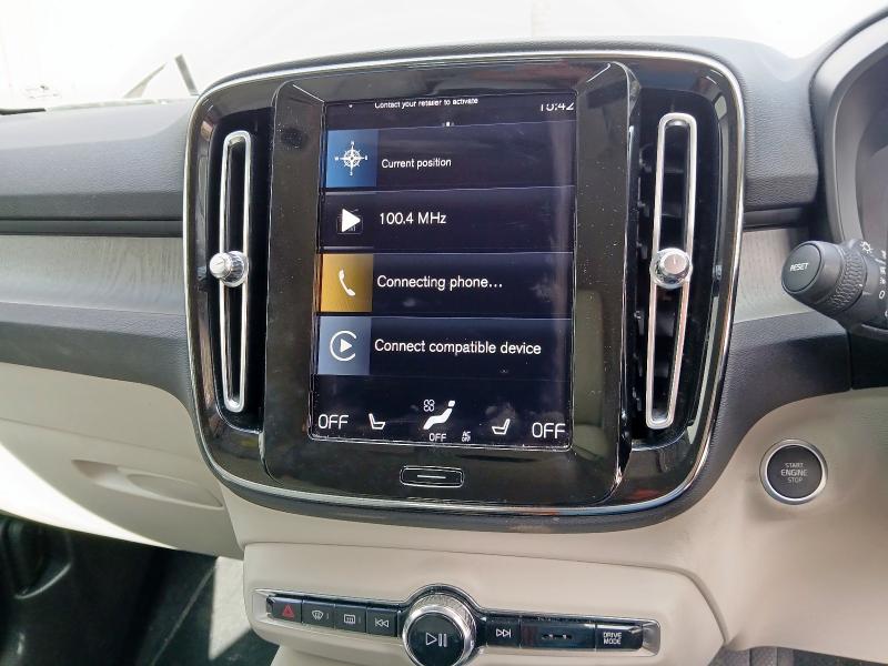 2022 VOLVO XC40 INSCRIPTION PRO
