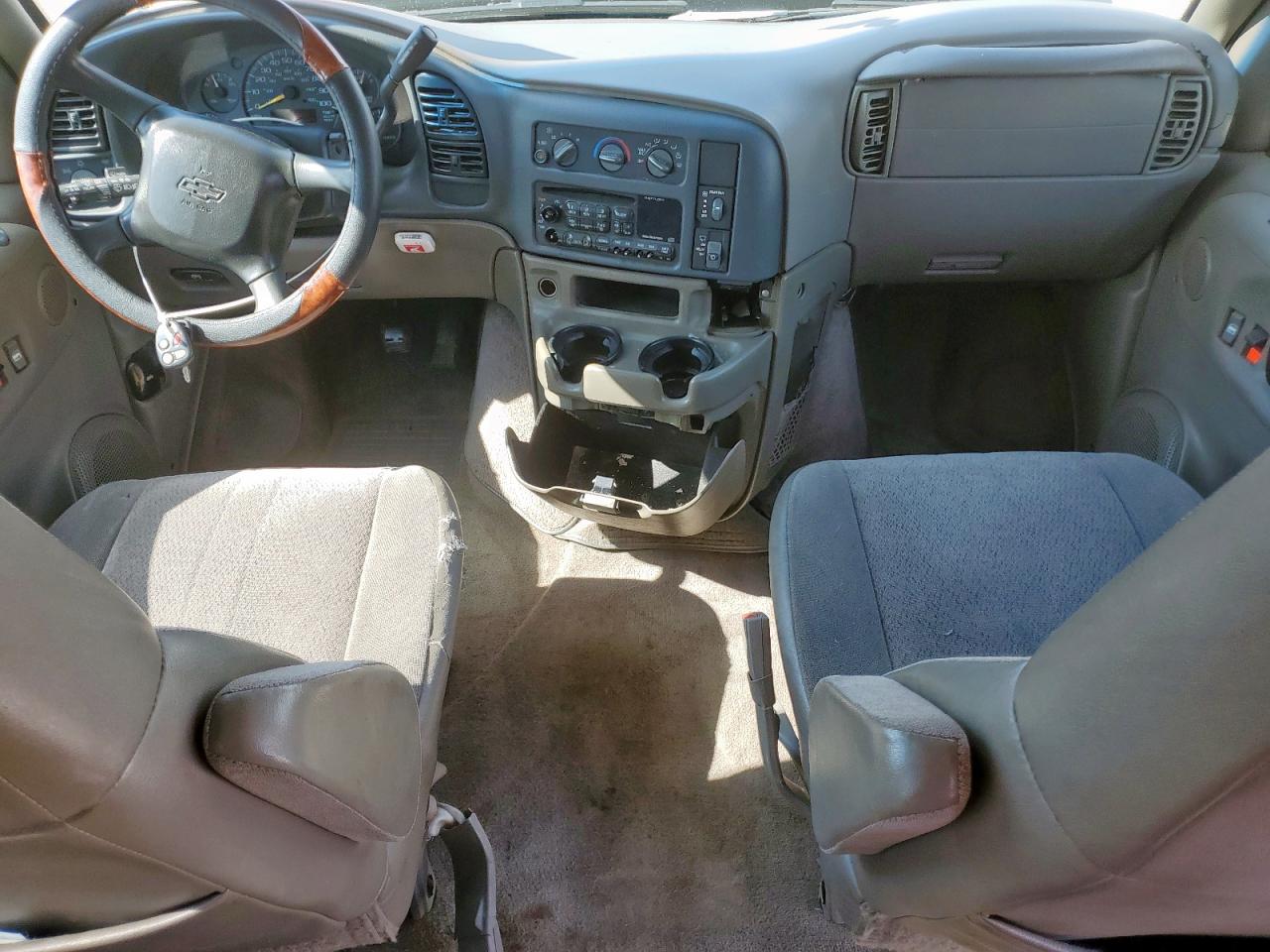 2001 Chevrolet Astro VIN: 1GNDM19WX1B106200 Lot: 68921015