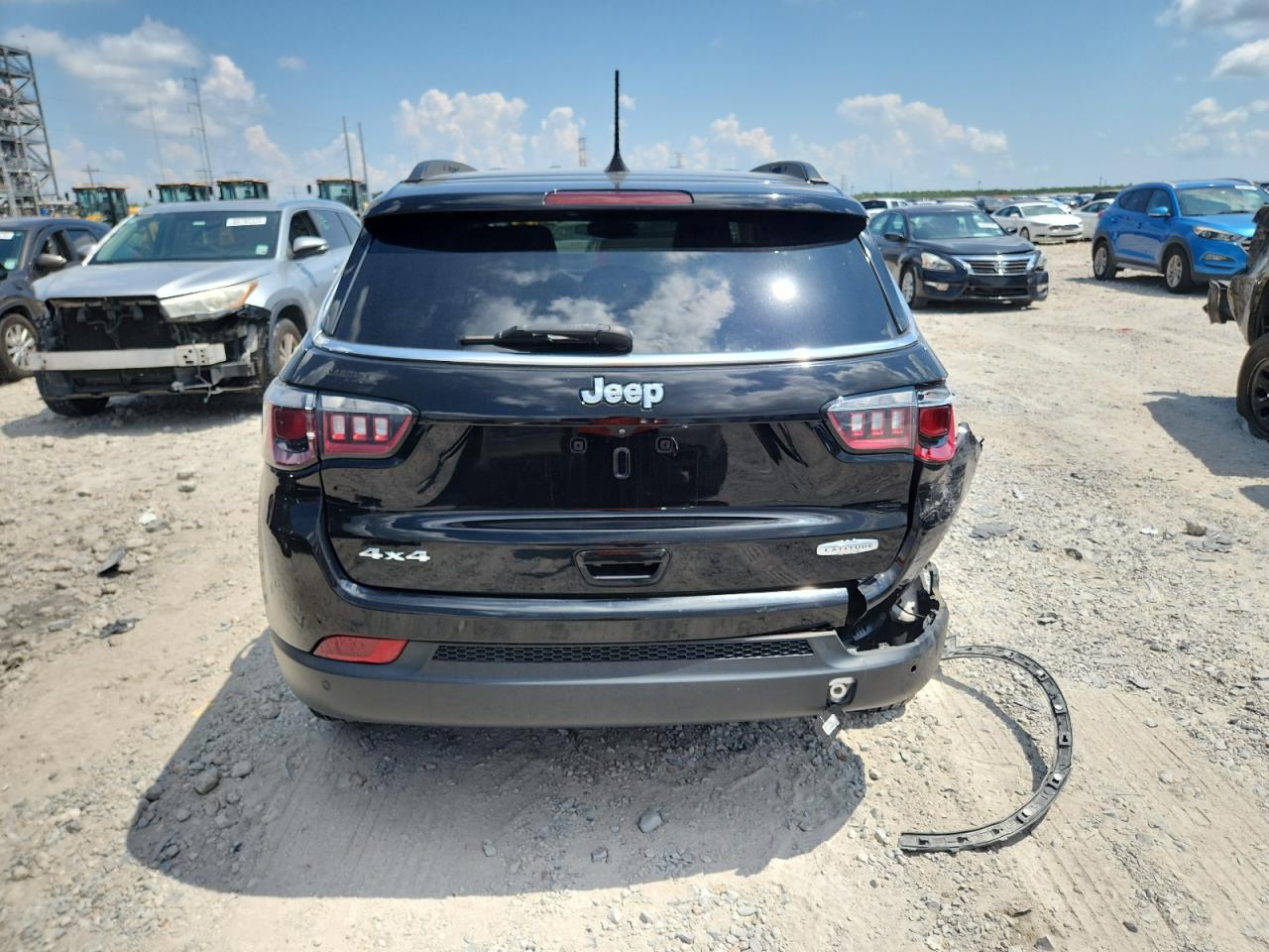 2022 Jeep Compass Latitude VIN: 3C4NJDBB6NT102986 Lot: 69628365