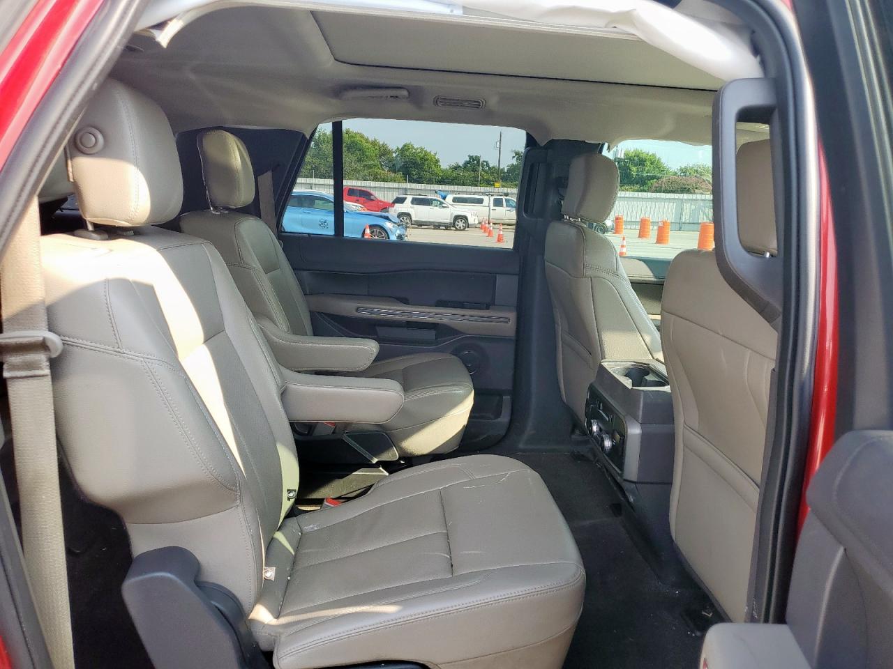 2020 Ford Expedition Max Xlt VIN: 1FMJK1HT8LEA94148 Lot: 70441785