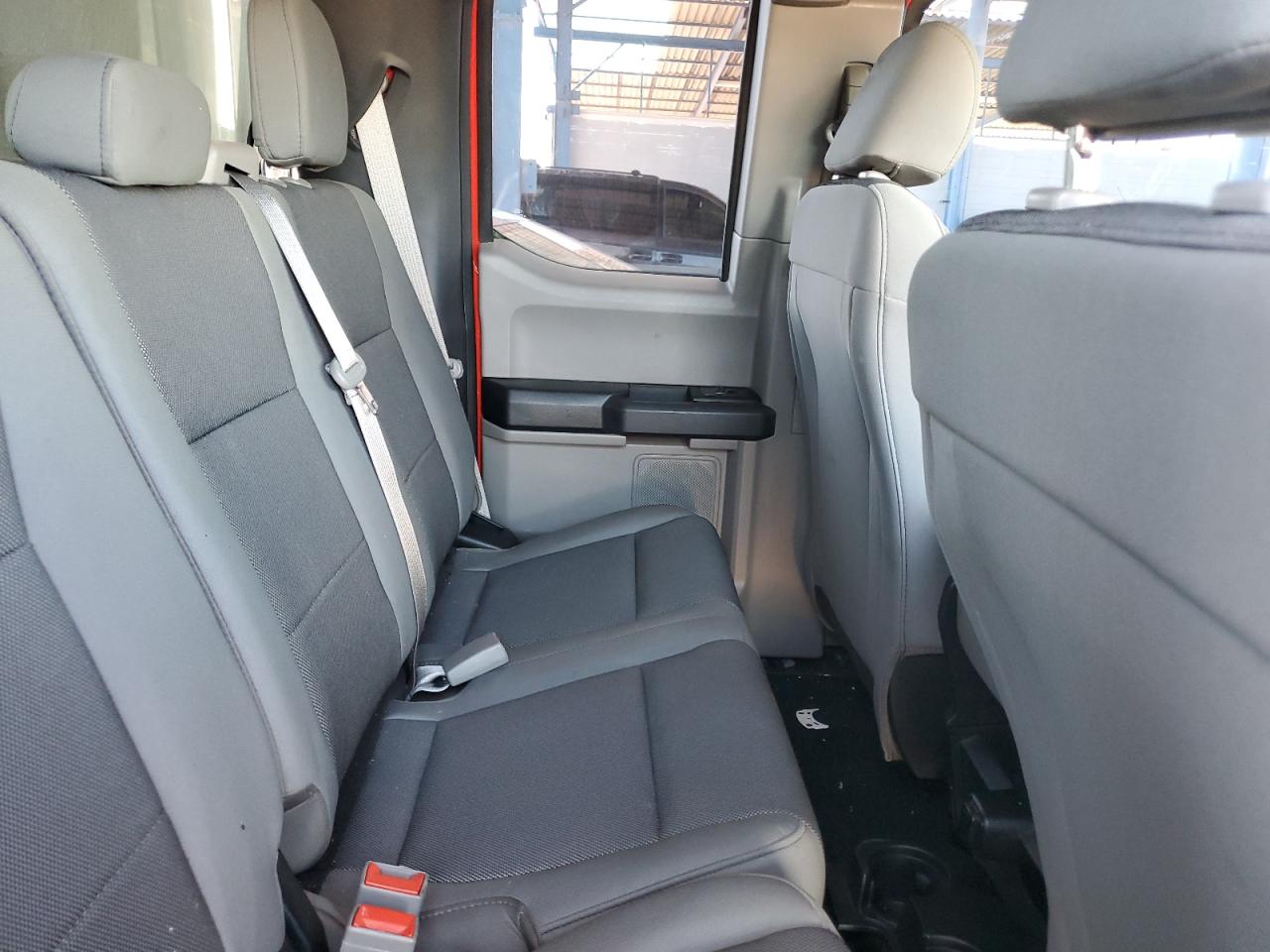 2018 Ford F150 Super Cab VIN: 1FTEX1CB2JKD38431 Lot: 70540465