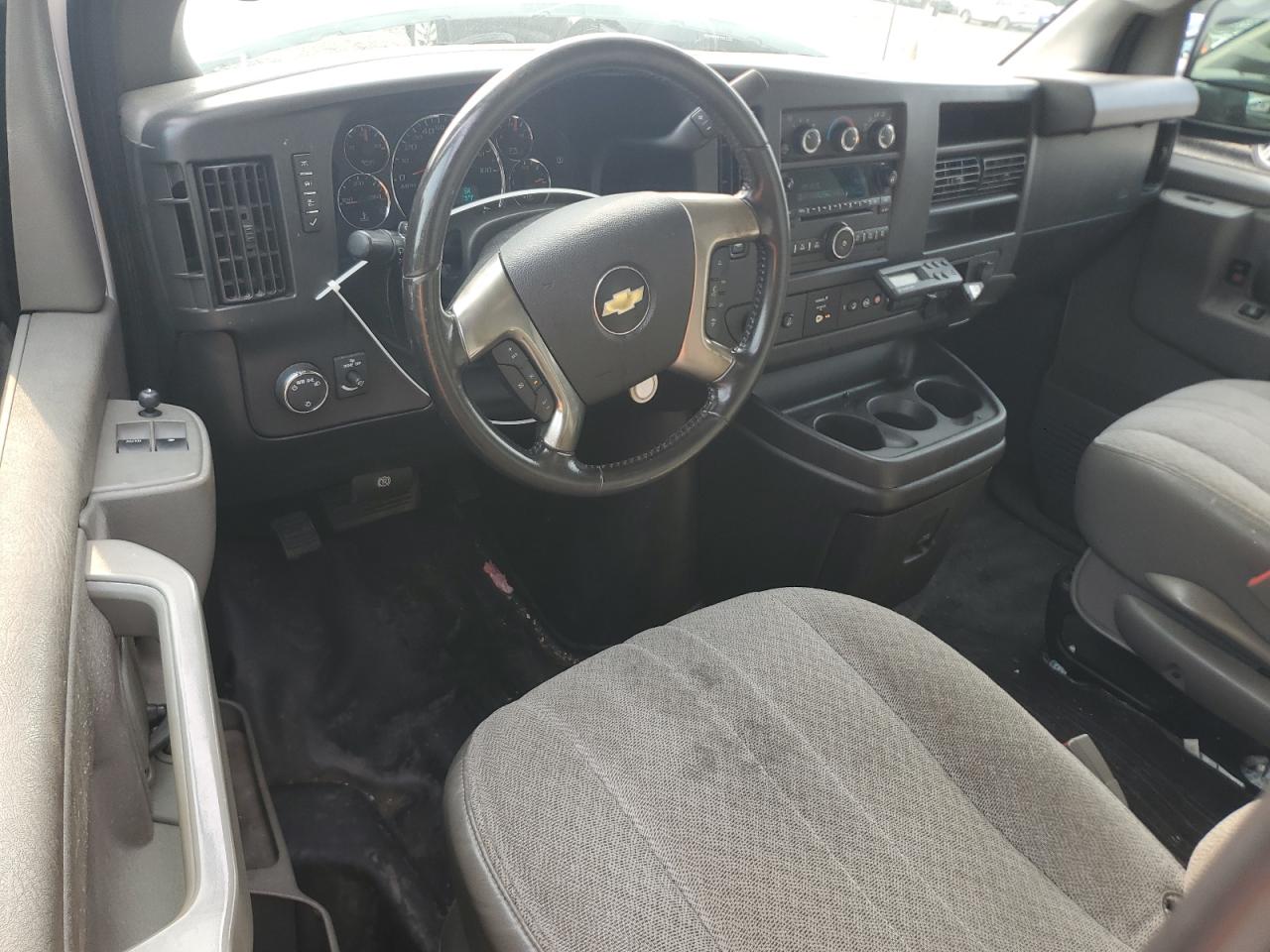 2019 Chevrolet Express G2500 VIN: 1GCWGAFP2K1183303 Lot: 67232665