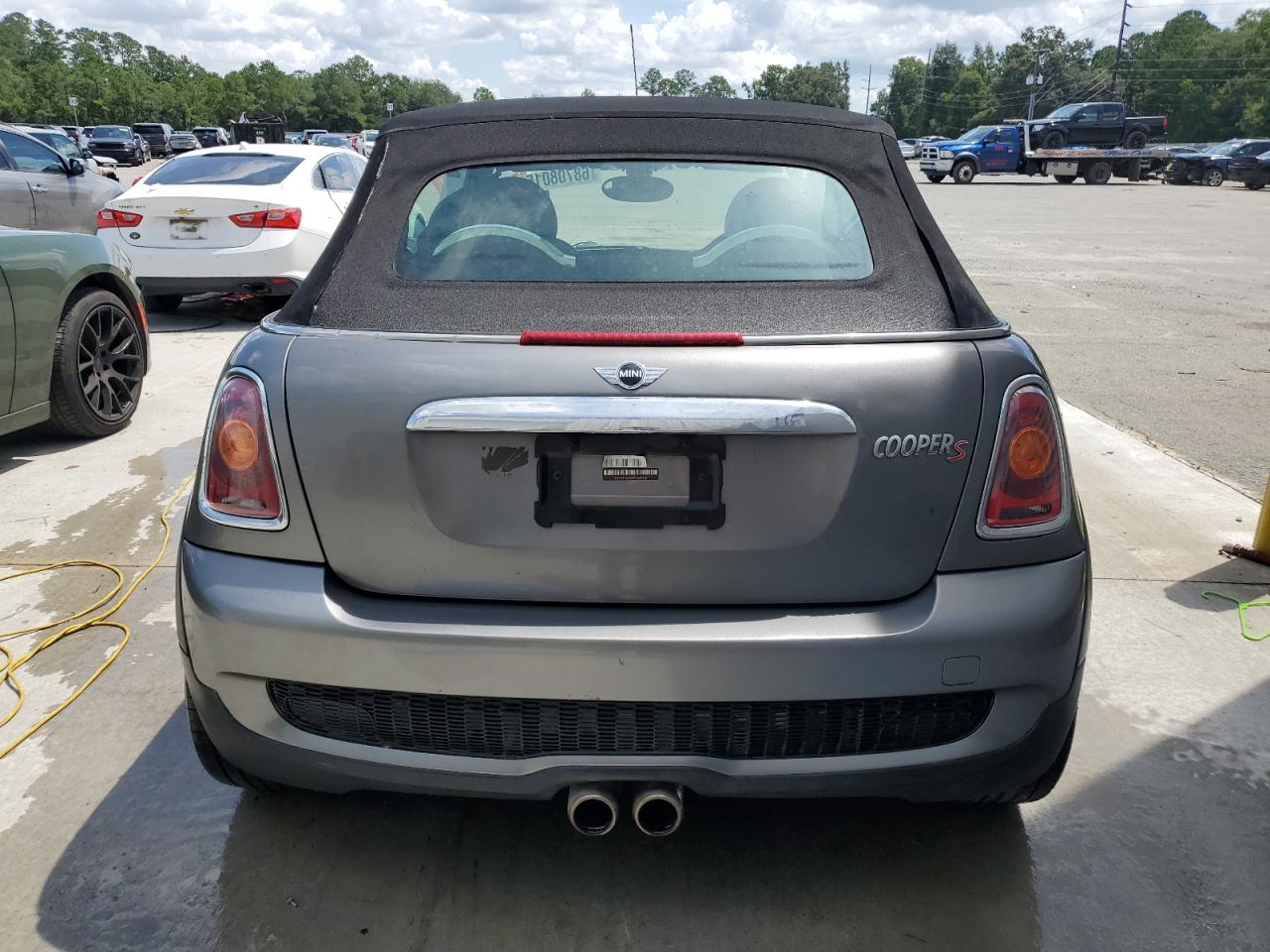 2009 Mini Cooper S VIN: WMWMS33559TG89985 Lot: 68708015