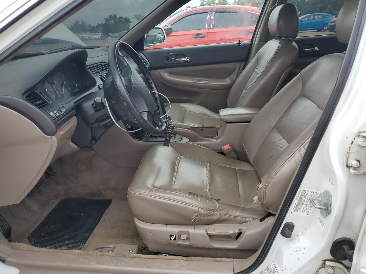 1995 Honda Accord Ex VIN: 1HGCD5663SA135692 Lot: 68287525