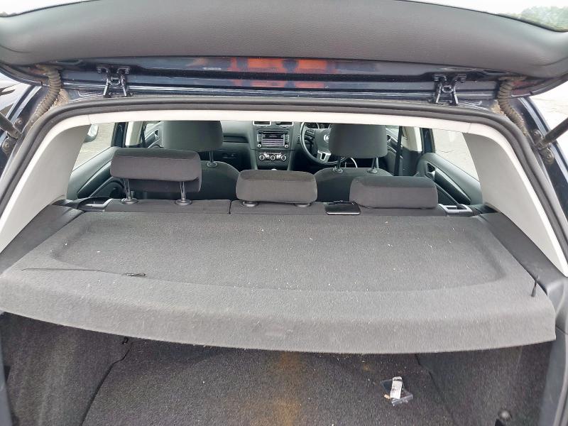 2011 VOLKSWAGEN GOLF MATCH